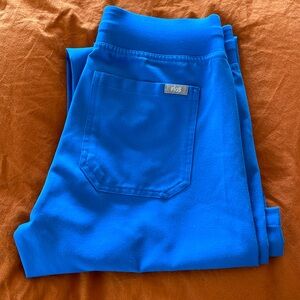 Figs women’s Livingston basic scrub pant, royal blue, size XS petite